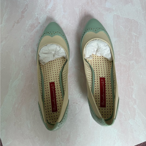 Elegant Cream & Green Women's Pinup Girl Shoes Brand New -vintage 1950s inspired - Picture 3 of 11